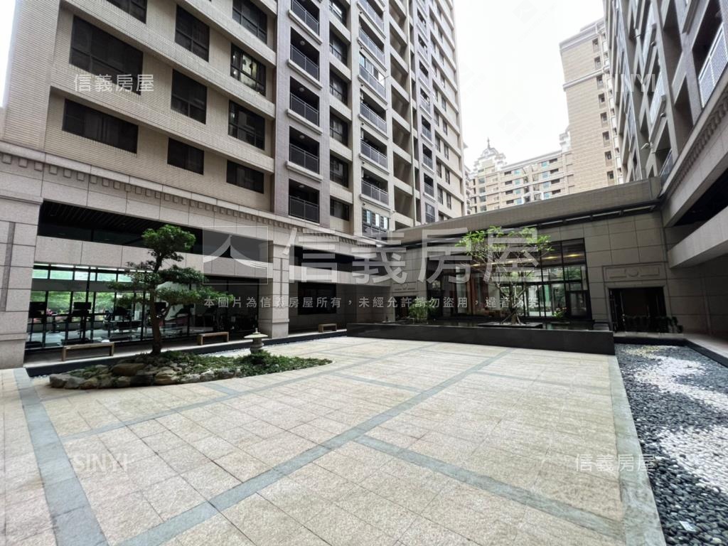幸福公園兩房雙衛浴車位房屋室內格局與周邊環境