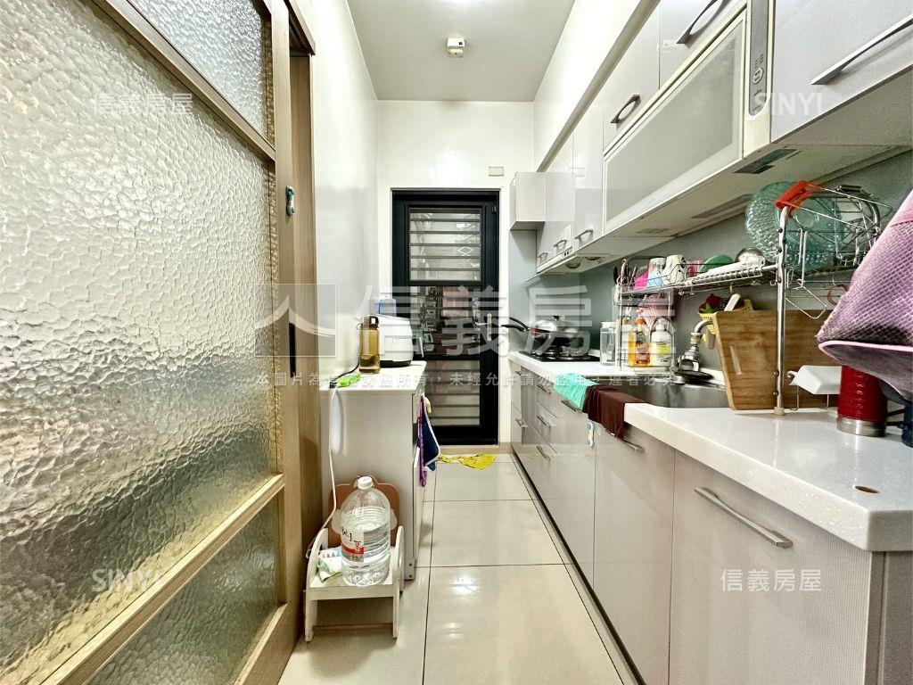 獨售【大河漾】三房平車房屋室內格局與周邊環境