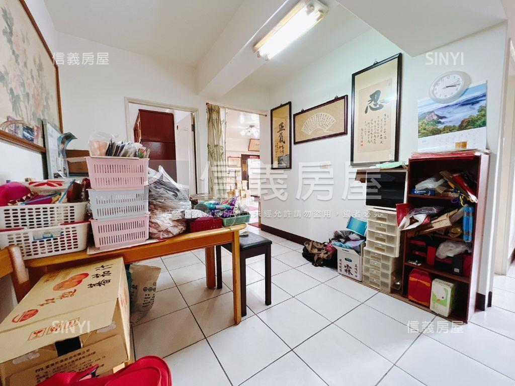 西區美四房屋主誠售房屋室內格局與周邊環境