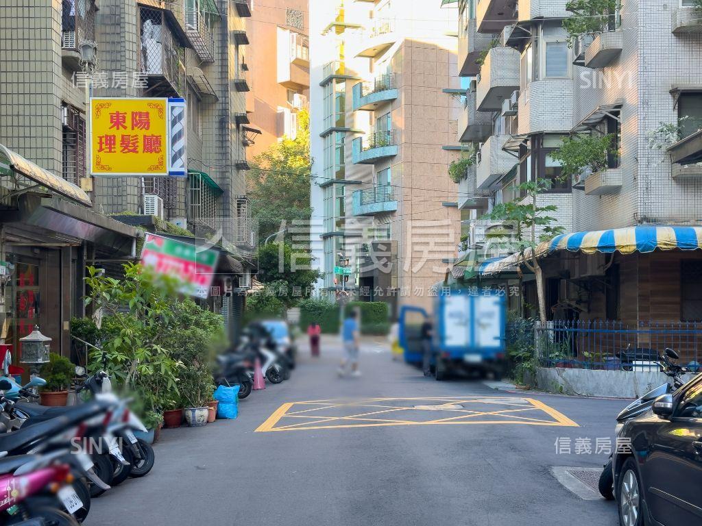 莊敬路店辦房屋室內格局與周邊環境