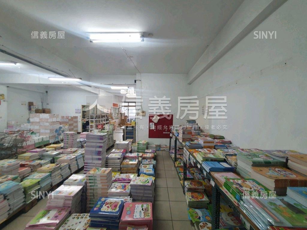 稀有電梯大廠房帶車位房屋室內格局與周邊環境