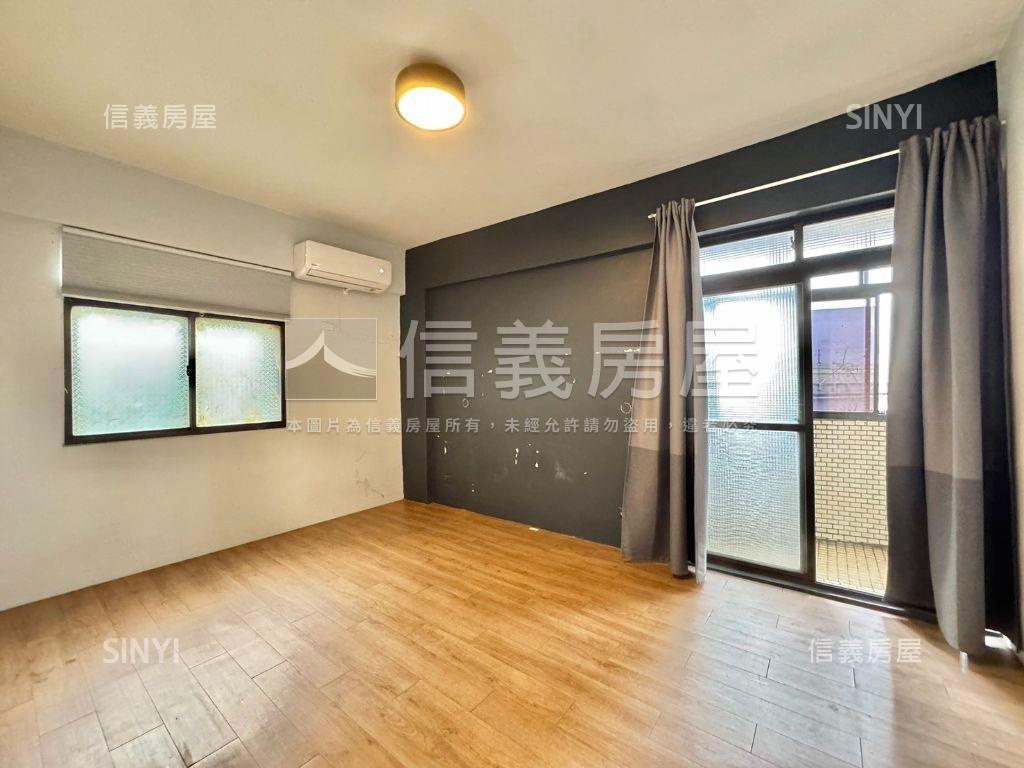遠眺山景陽光宅房屋室內格局與周邊環境