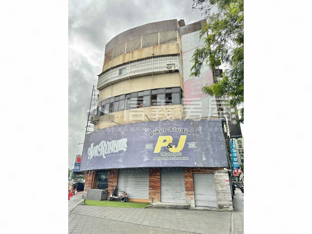 遠眺山景陽光宅房屋室內格局與周邊環境