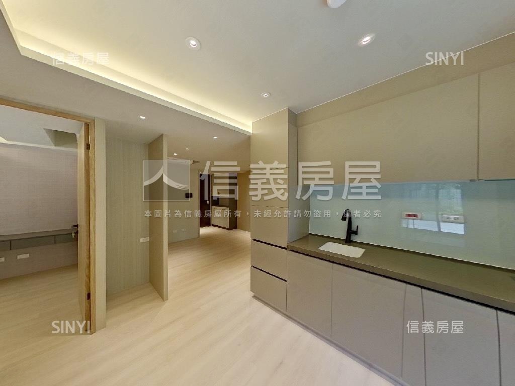 電梯三房大露台★ＣＡＳＡ房屋室內格局與周邊環境