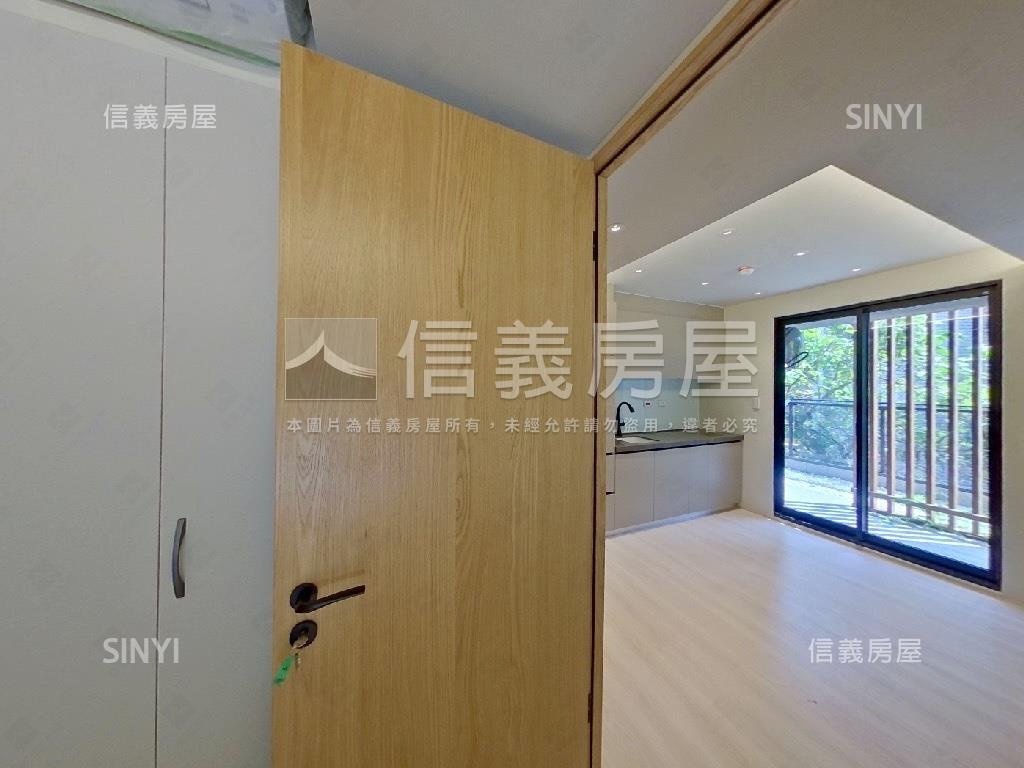 電梯三房大露台★ＣＡＳＡ房屋室內格局與周邊環境