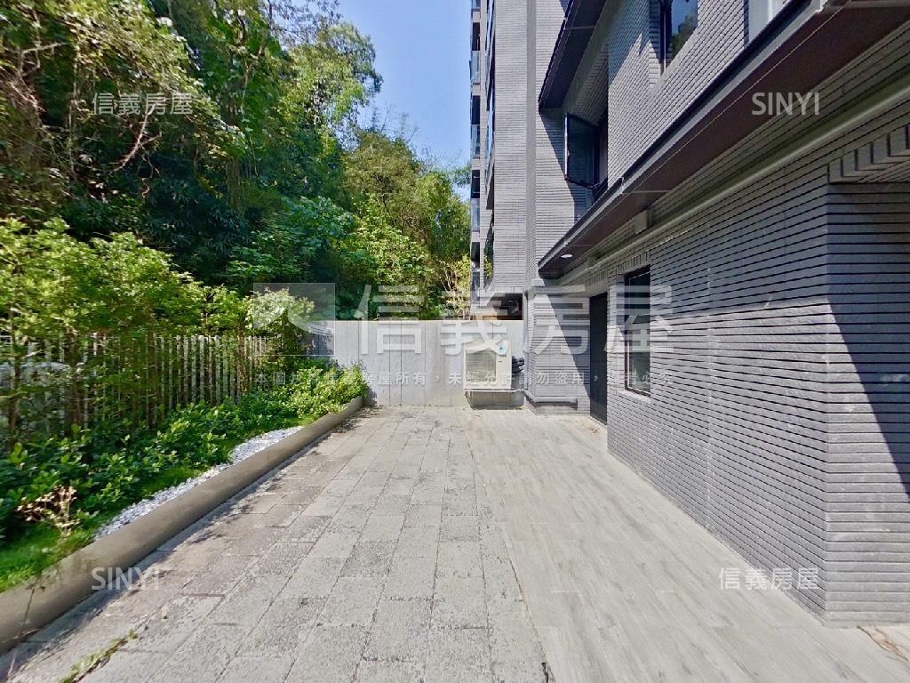 電梯三房大露台★ＣＡＳＡ房屋室內格局與周邊環境