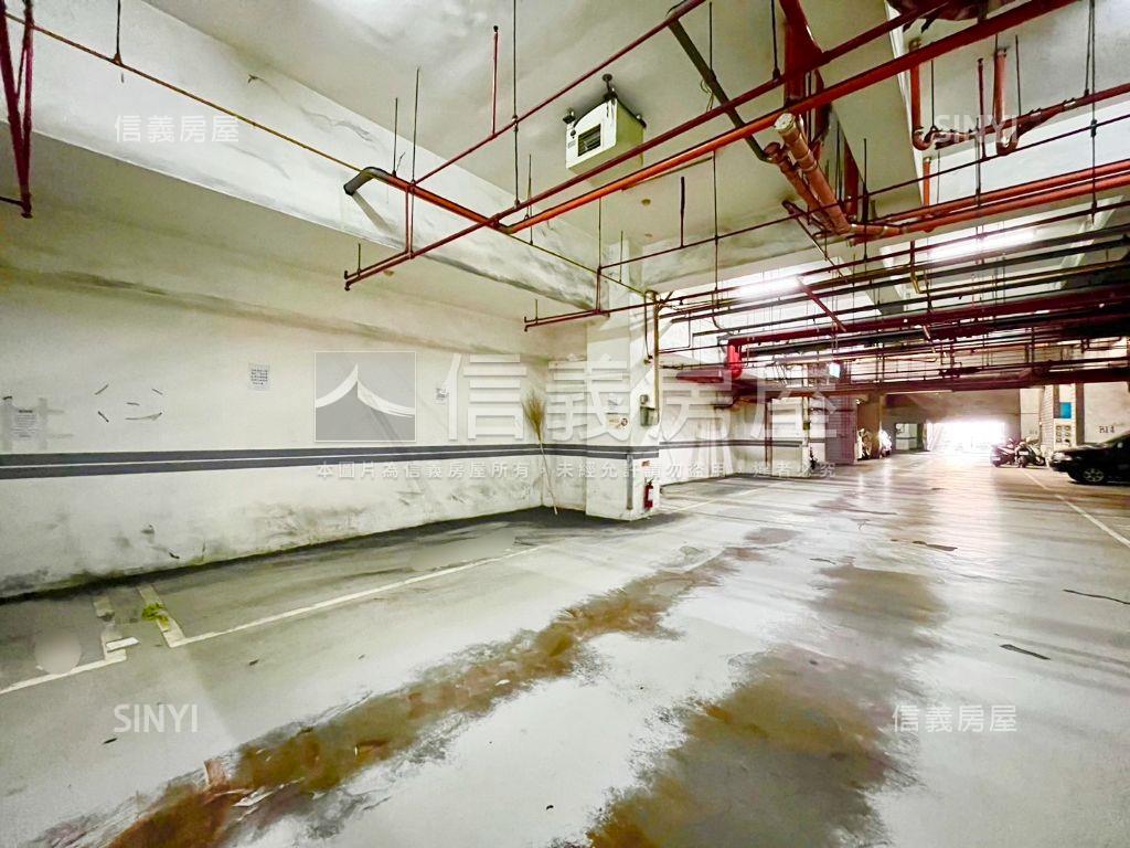 近逢甲大學三房平車房屋室內格局與周邊環境
