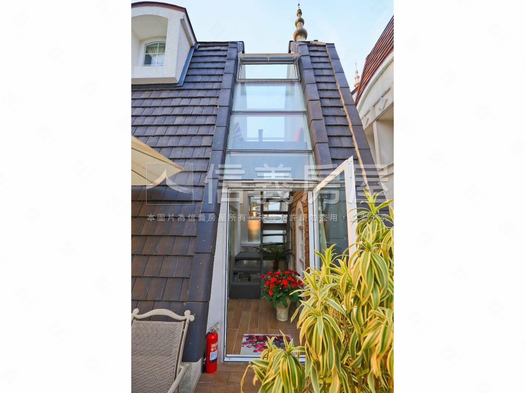 富裔山國王皇后的溫馨美屋房屋室內格局與周邊環境