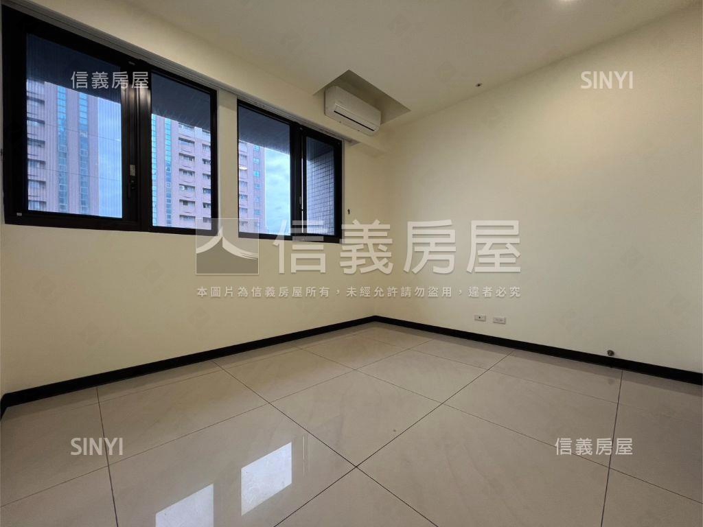 碧瑤大都會精品三房車位房屋室內格局與周邊環境