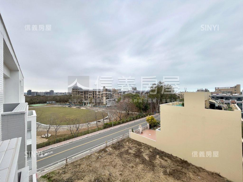 雲朗Ｂ２全新透天房屋室內格局與周邊環境