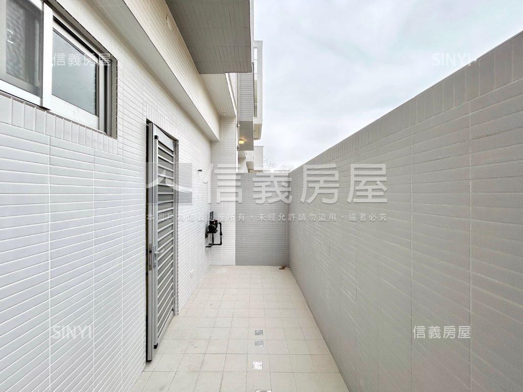 雲朗Ｂ２全新透天房屋室內格局與周邊環境