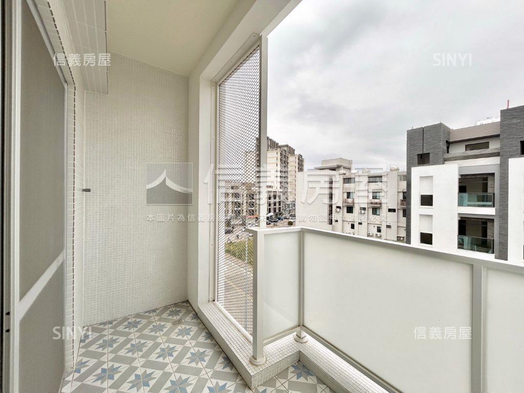 雲朗Ｂ２全新透天房屋室內格局與周邊環境