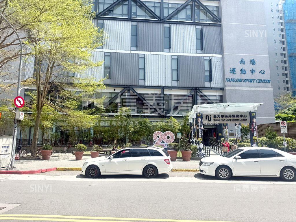 松山捷運公寓邊間房屋室內格局與周邊環境