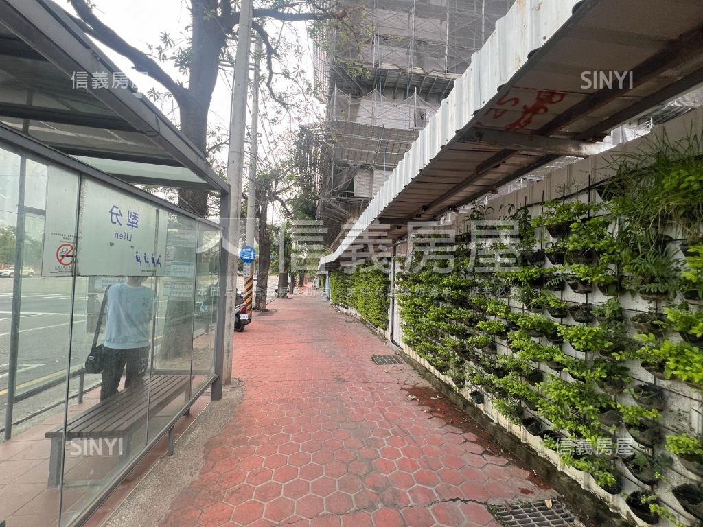 久樘花漾天鵝Ｂ１房屋室內格局與周邊環境