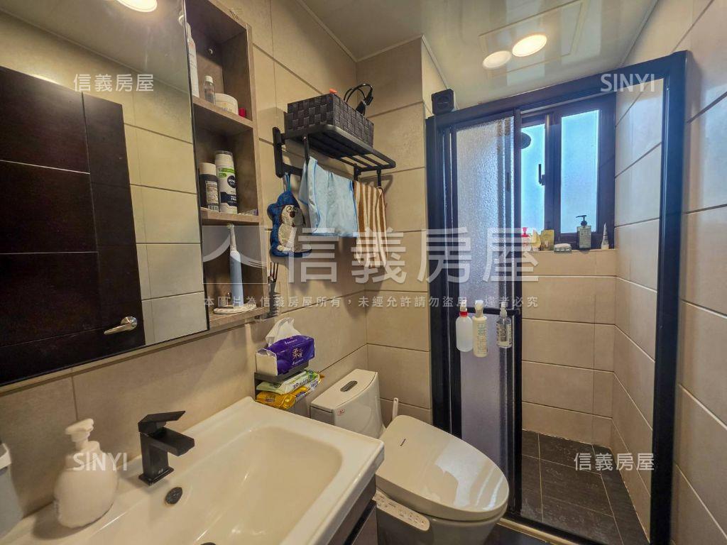 ＭＲＴ悅灣．美妝雙衛三房房屋室內格局與周邊環境