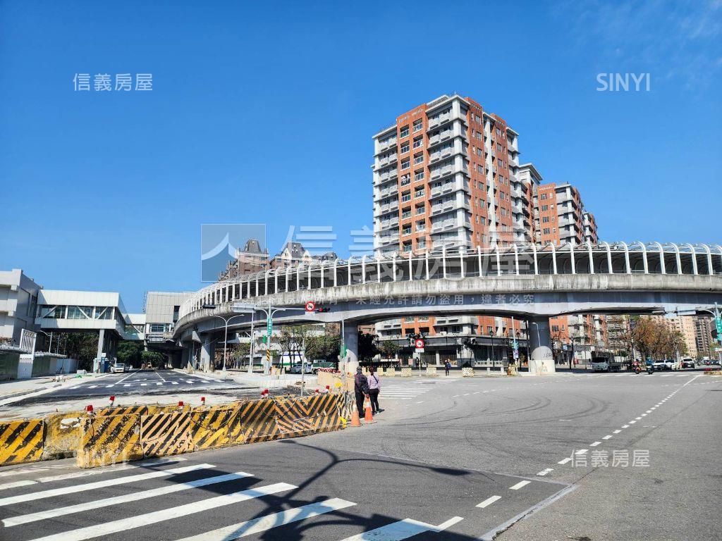 ＭＲＴ悅灣．美妝雙衛三房房屋室內格局與周邊環境