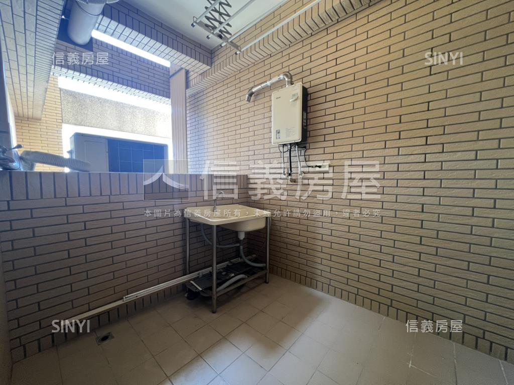 水蓮７四房平車。大器房屋室內格局與周邊環境