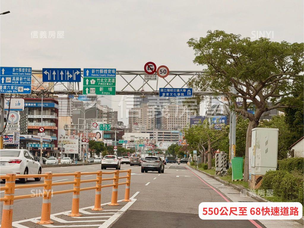 高鐵區文興路｜臨路住宅地房屋室內格局與周邊環境