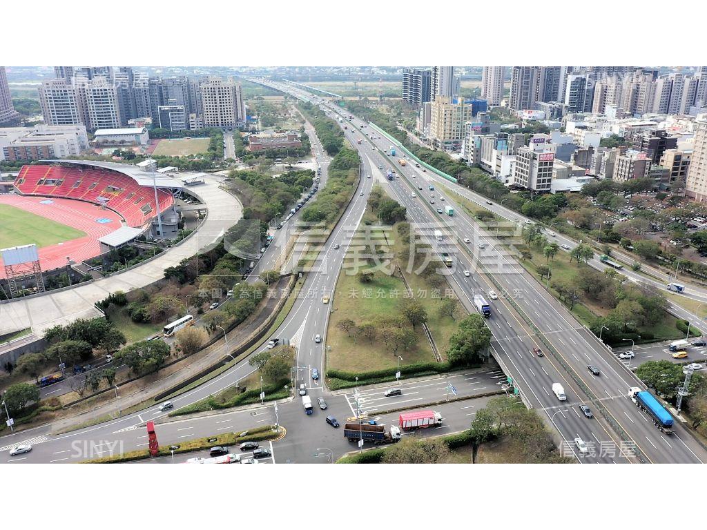 高鐵區文興路｜臨路住宅地房屋室內格局與周邊環境