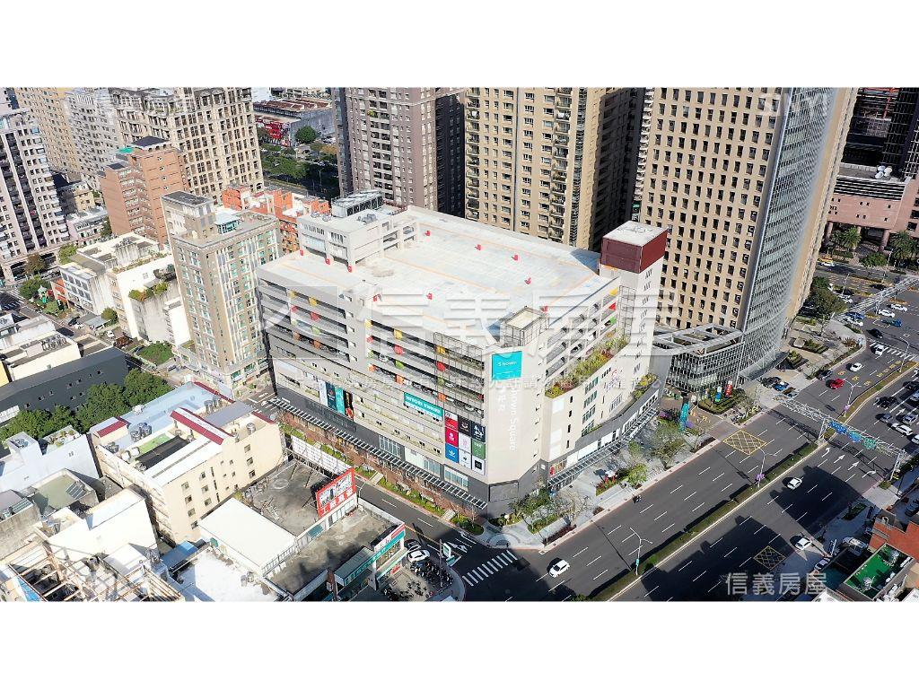 高鐵區文興路｜臨路住宅地房屋室內格局與周邊環境