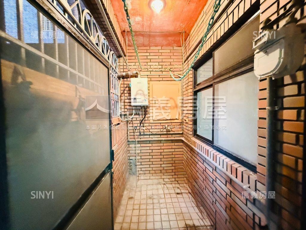 ★文心經典高樓四房溫馨宅房屋室內格局與周邊環境