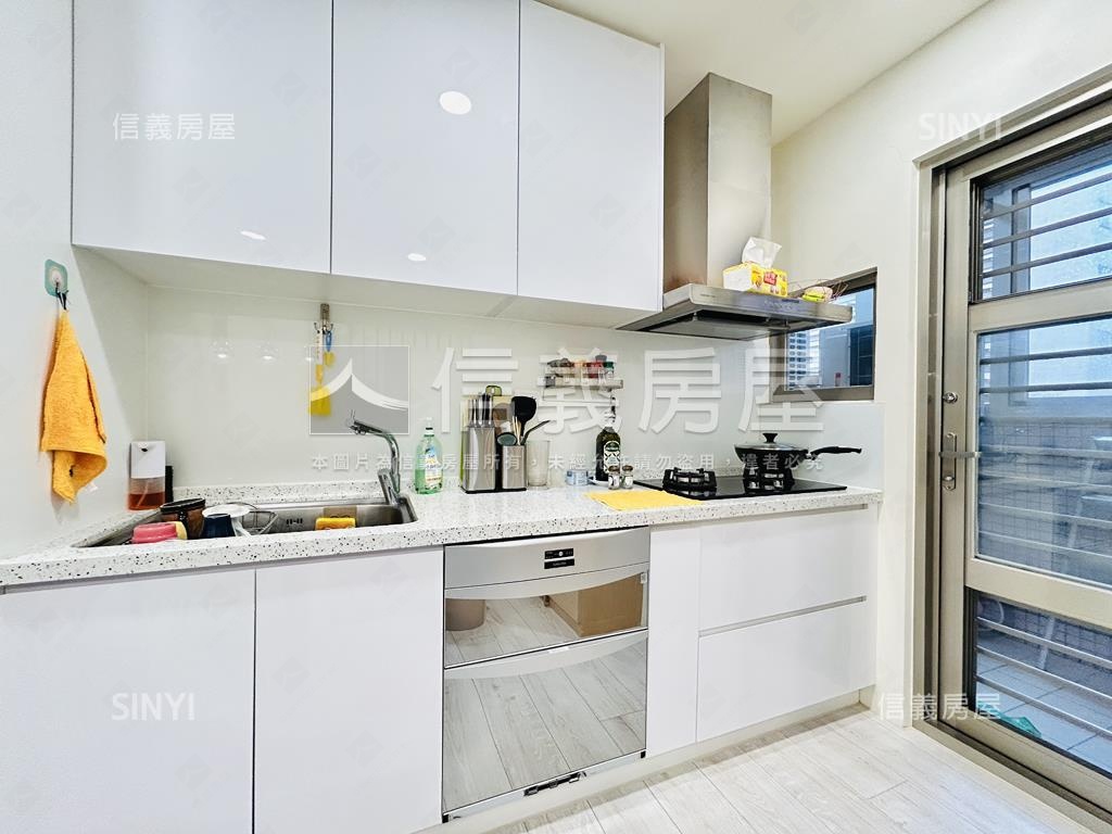 麗都．暖光恬居｜三房車位房屋室內格局與周邊環境