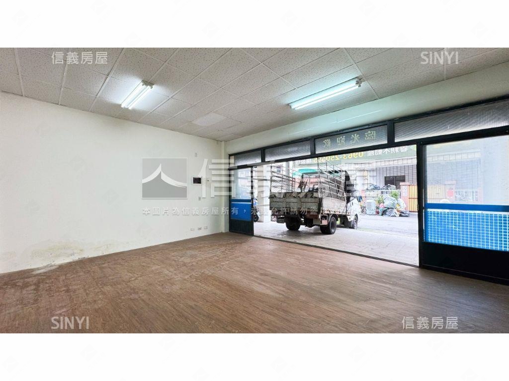 西屯路漢口商圈大面寬店面房屋室內格局與周邊環境