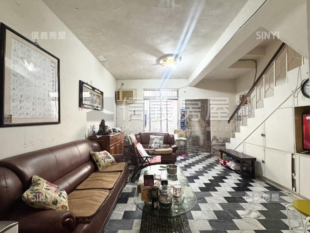 甜蜜蜜雙城輕軌小透天房屋室內格局與周邊環境