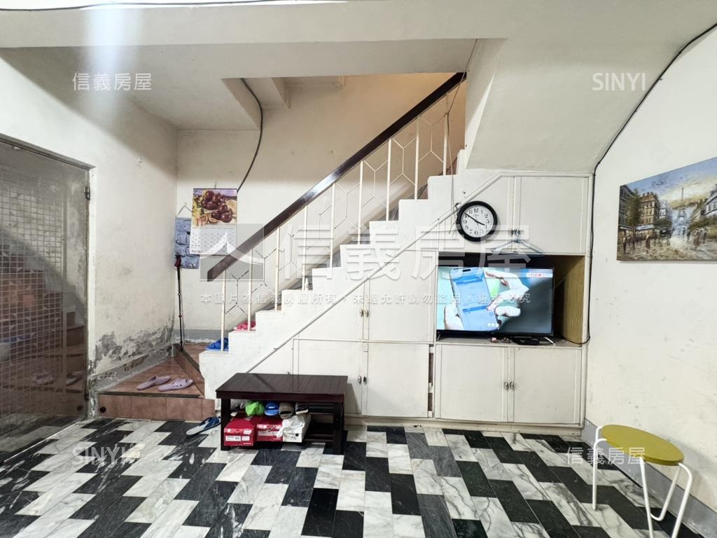 甜蜜蜜雙城輕軌小透天房屋室內格局與周邊環境