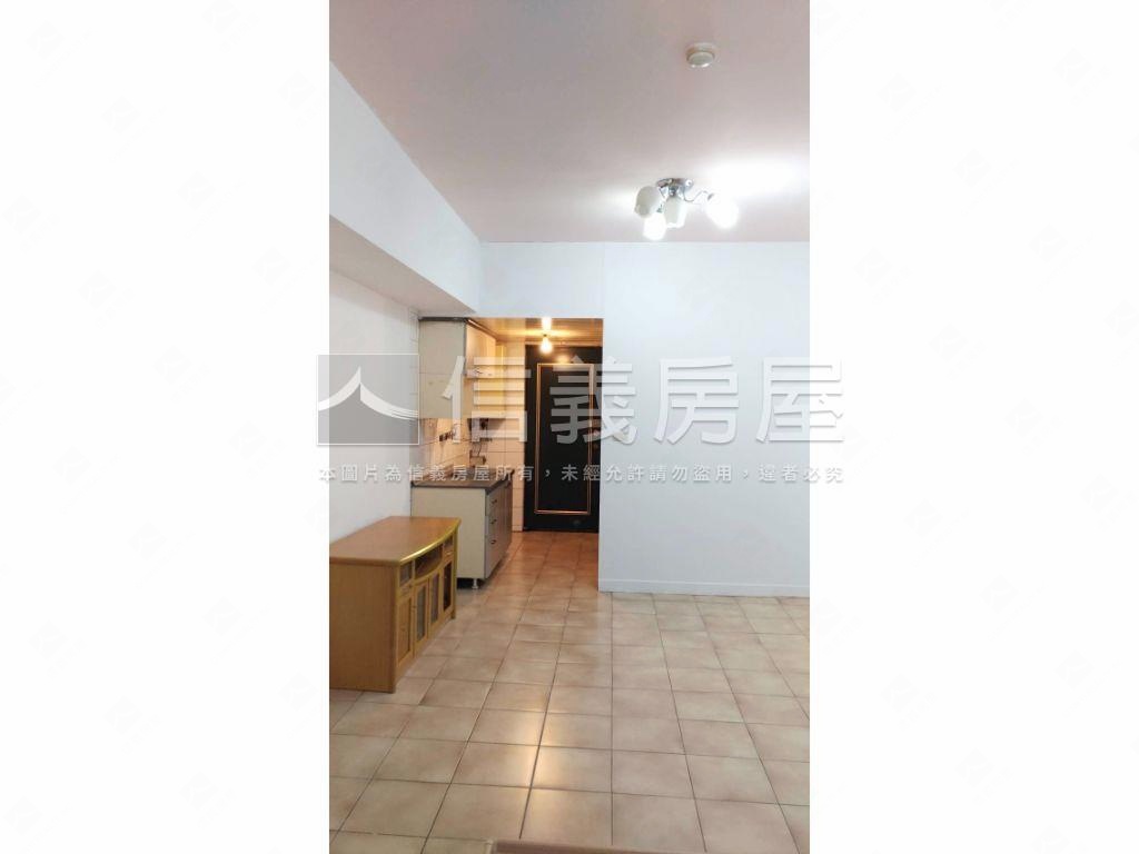 青春望族溫馨美屋房屋室內格局與周邊環境