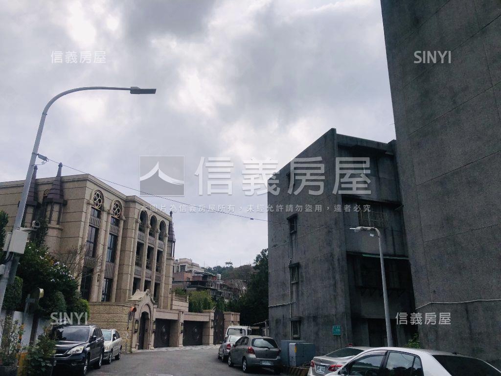 德東稀有透天房屋室內格局與周邊環境