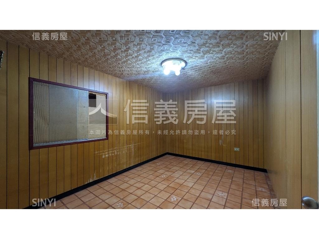 機能好大空間黃金二樓房屋室內格局與周邊環境