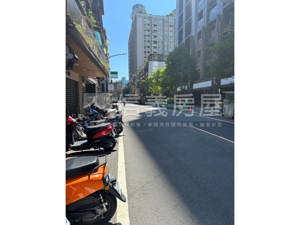 板橋傳家店面房屋室內格局與周邊環境