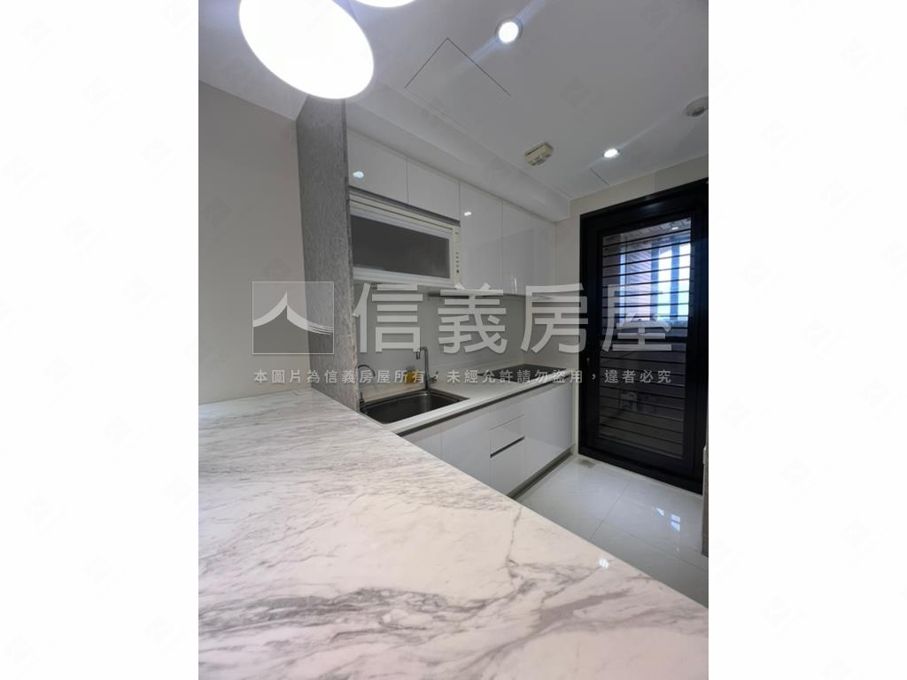 長耀雙峰滙景觀溫馨美屋房屋室內格局與周邊環境