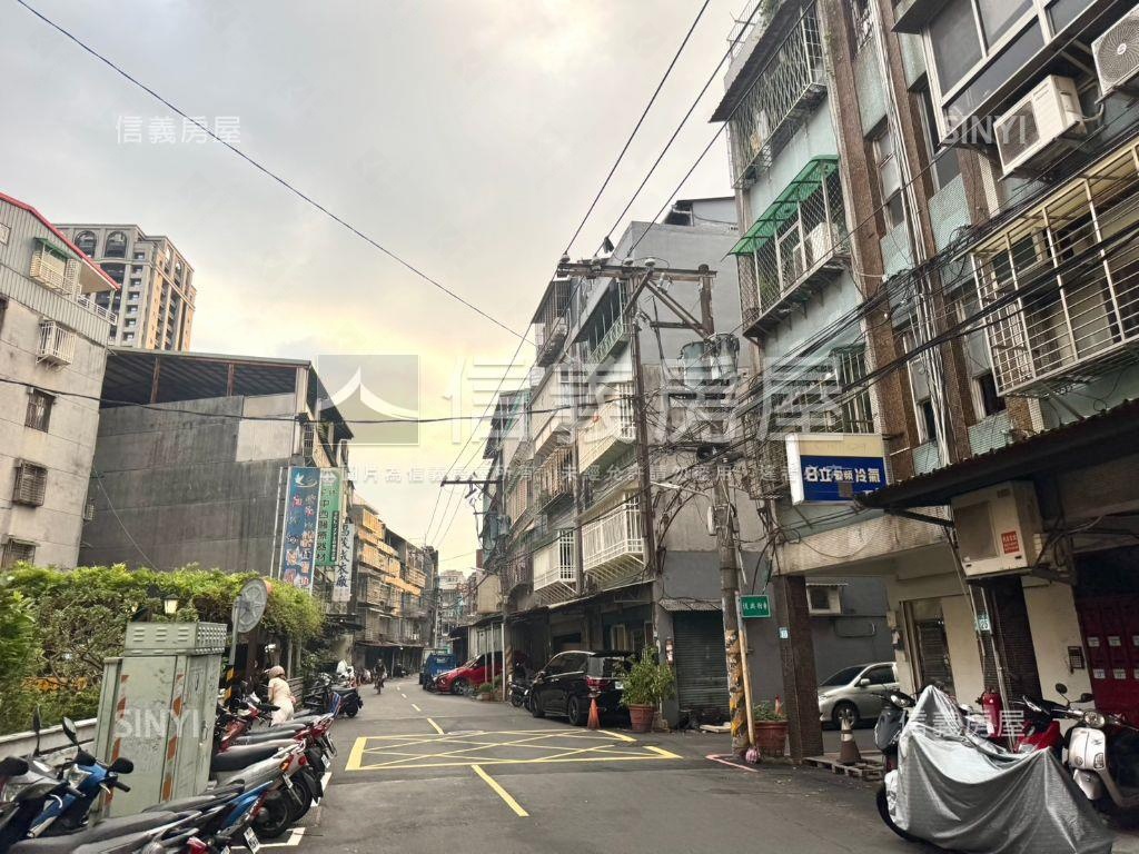 板橋車站稀有二樓釋出房屋室內格局與周邊環境