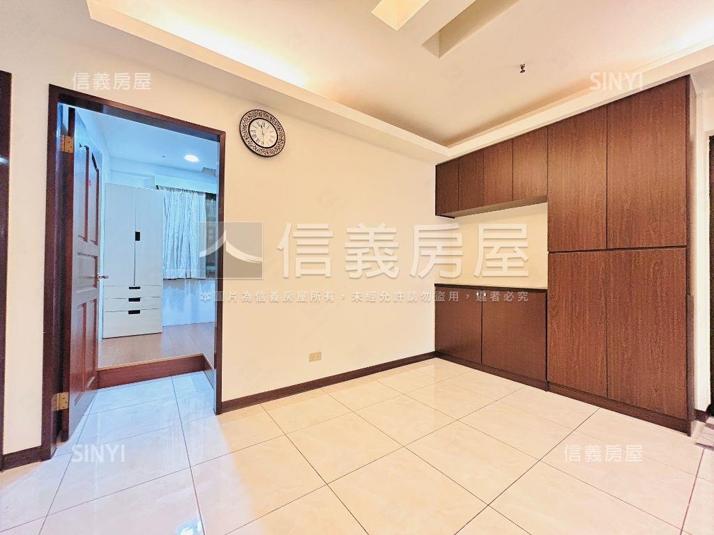 ✨臻愛雅居三房雙車位房屋室內格局與周邊環境
