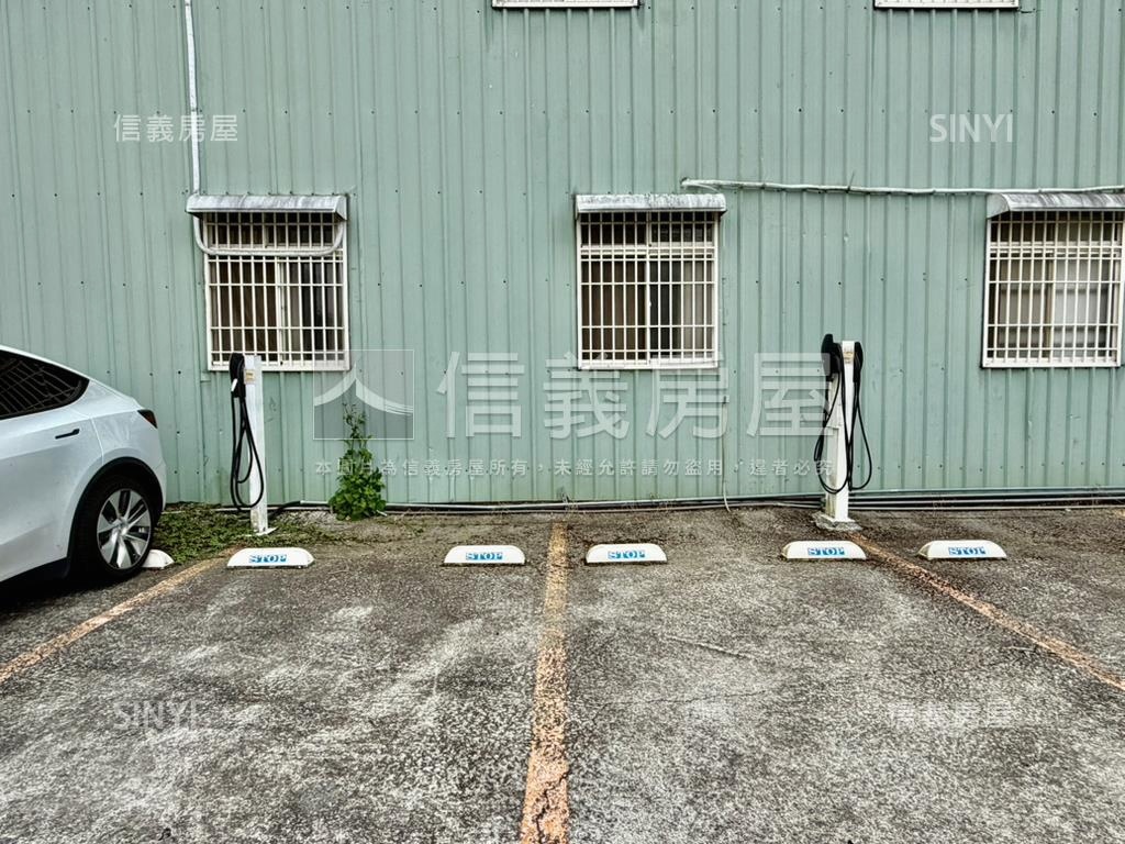 日月潭旁方正住宅土地房屋室內格局與周邊環境