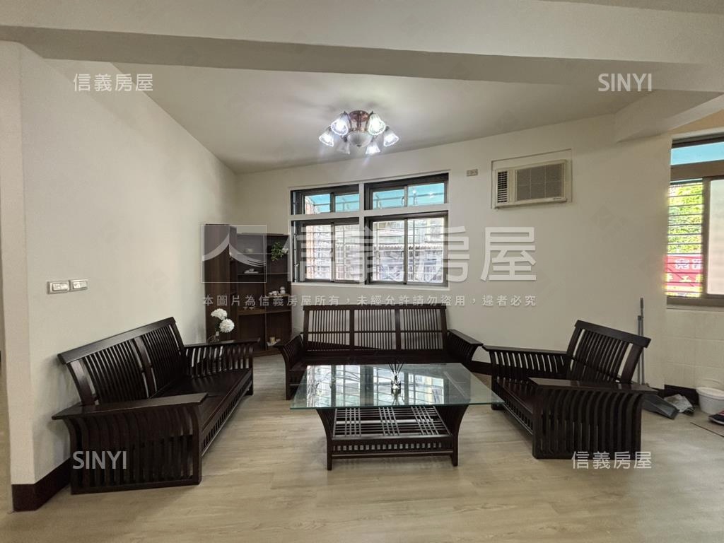 英專路近捷運２樓美寓房屋室內格局與周邊環境