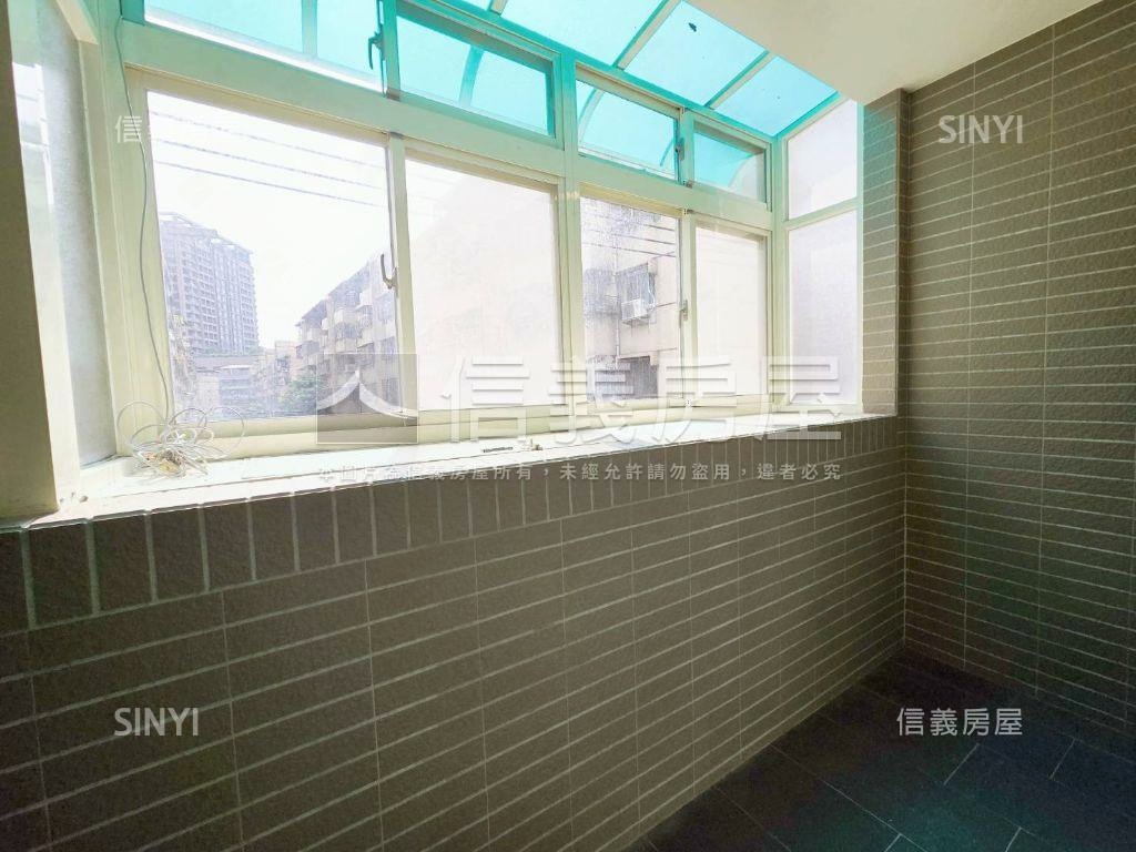 景安三樓公寓房屋室內格局與周邊環境