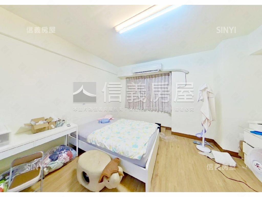 建工鼎山商圈方便停車店面房屋室內格局與周邊環境