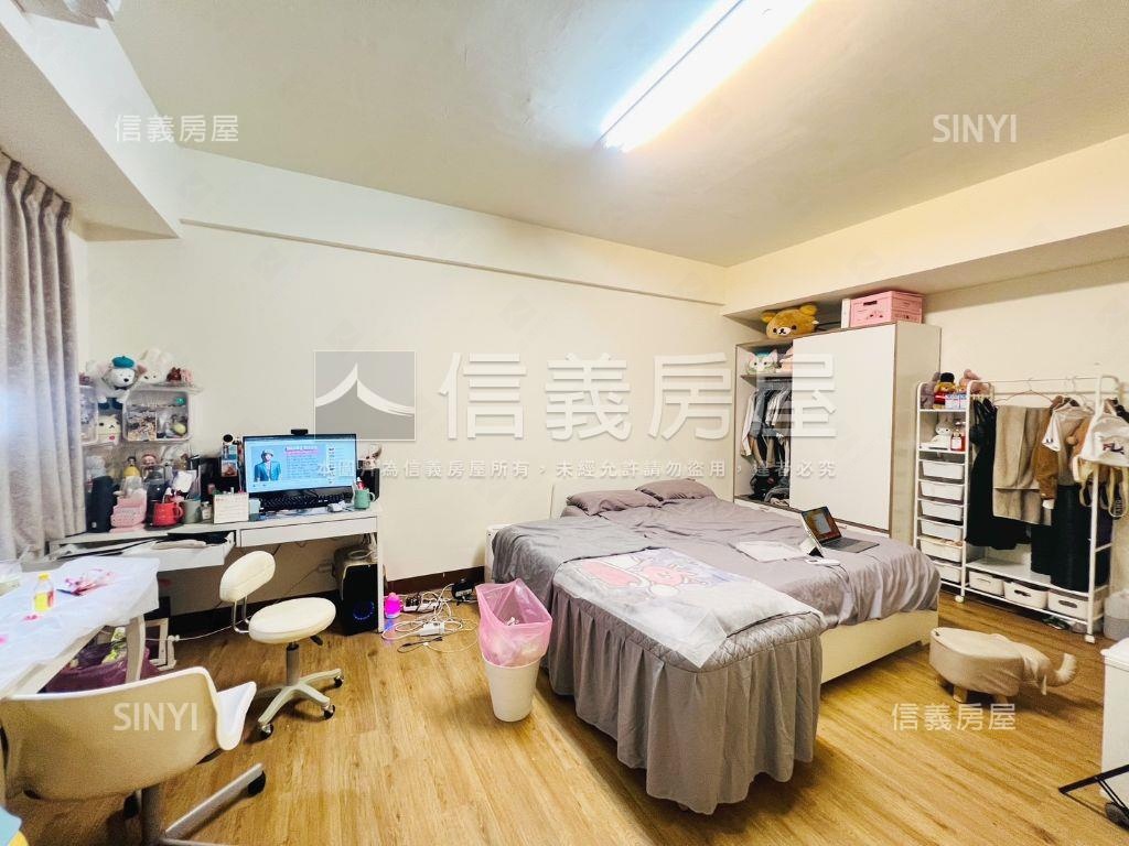 建工鼎山商圈方便停車店面房屋室內格局與周邊環境