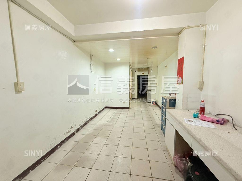 板橋新埔．金店面房屋室內格局與周邊環境