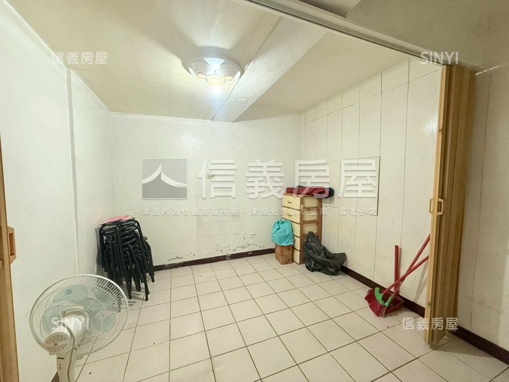 板橋新埔．金店面房屋室內格局與周邊環境