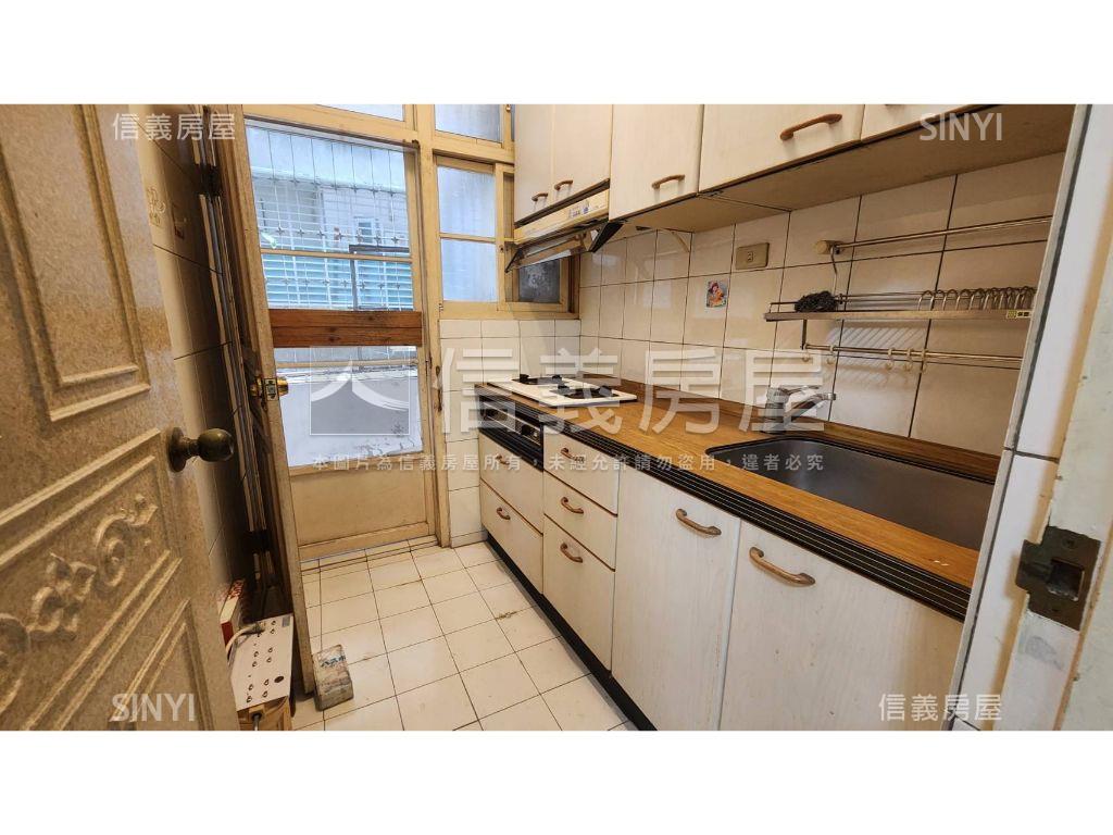 ★信義方正美居★房屋室內格局與周邊環境