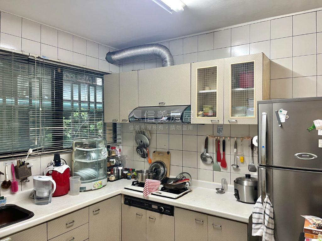 大面寬！活巷社區型別墅！房屋室內格局與周邊環境