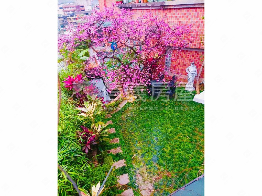 比佛利一二樓大空間美屋房屋室內格局與周邊環境