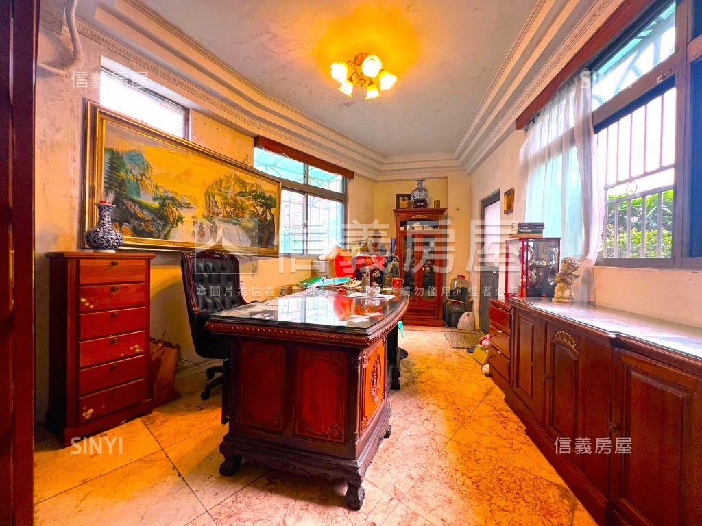 比佛利一二樓大空間美屋房屋室內格局與周邊環境