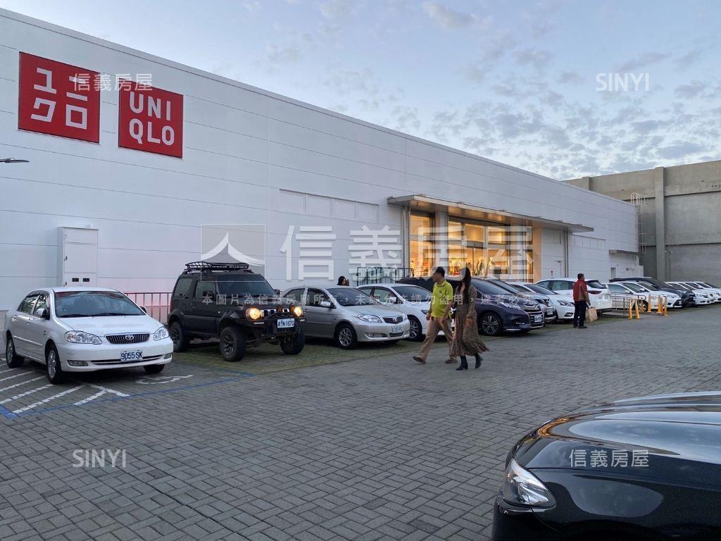 稀有崇德１１期臨路大透店房屋室內格局與周邊環境