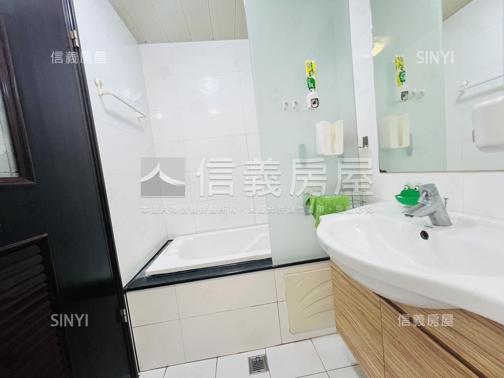 峻葳童年精美兩房房屋室內格局與周邊環境