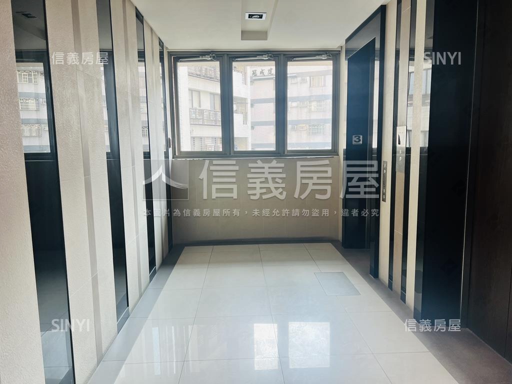 峻葳童年精美兩房房屋室內格局與周邊環境